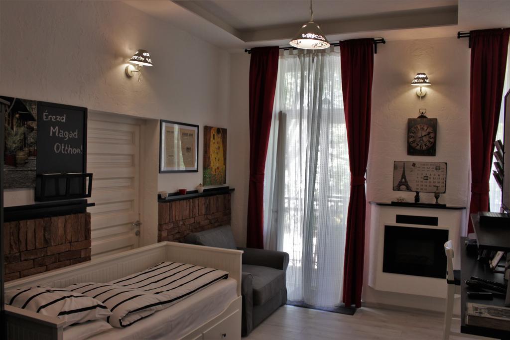 Apartament Belvarosi Apartmanszallo - *
