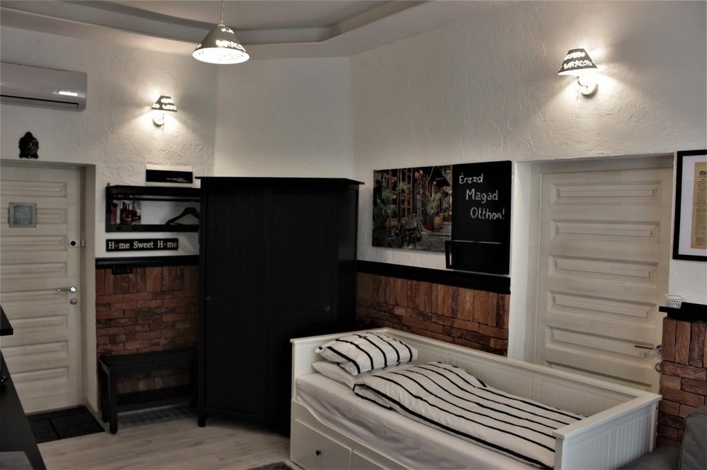Belvarosi Apartmanszallo - *